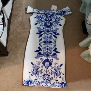 BNWT Off-shoulder Bisou Bisou Dress